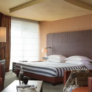 Square Hotell
