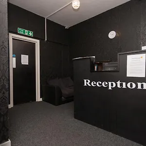 Budget , Newcastle upon Tyne United Kingdom