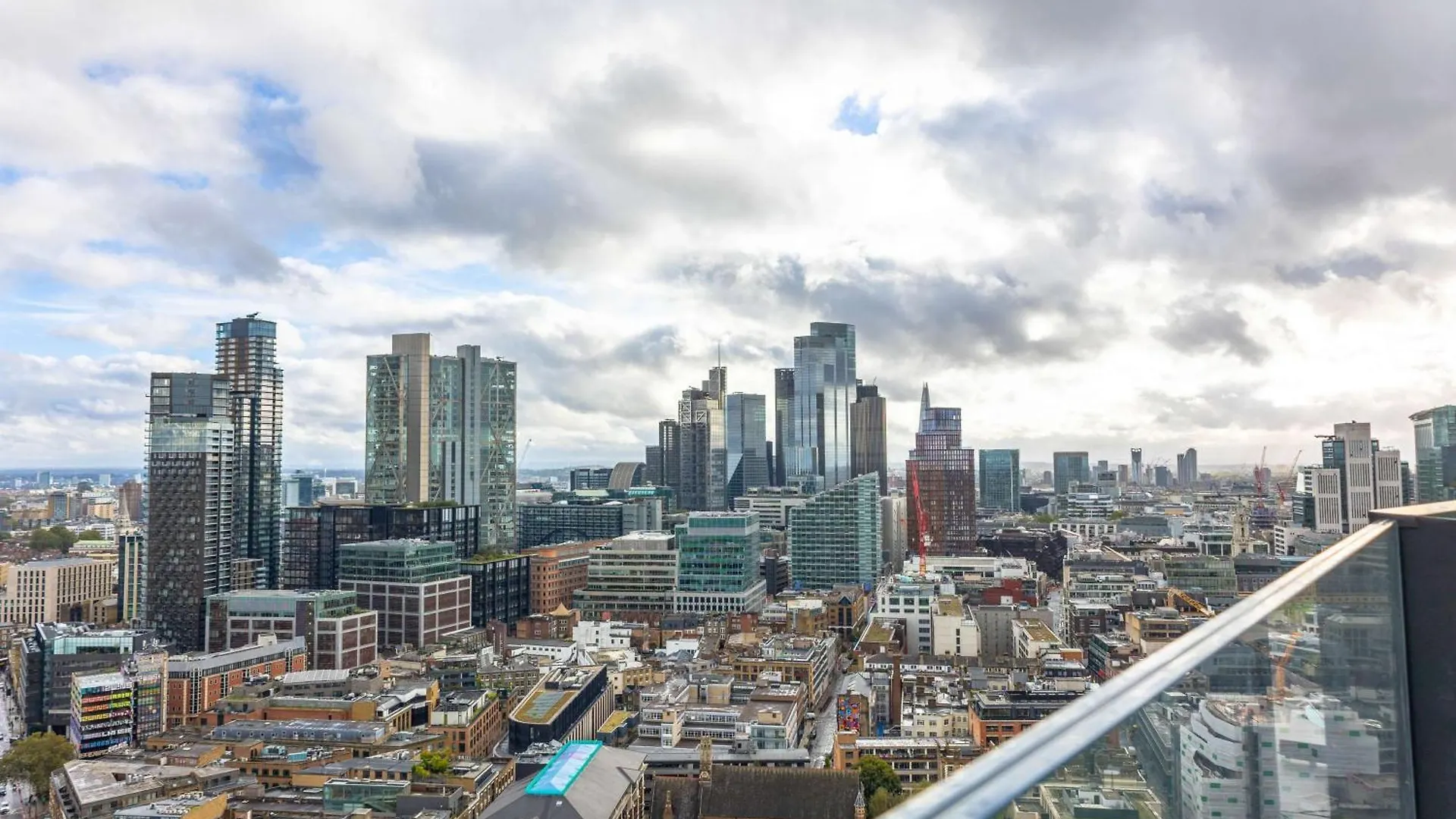 Art'Otel London Hoxton, Powered By Radisson Hotels 4*,  Ηνωμένο Βασίλειο